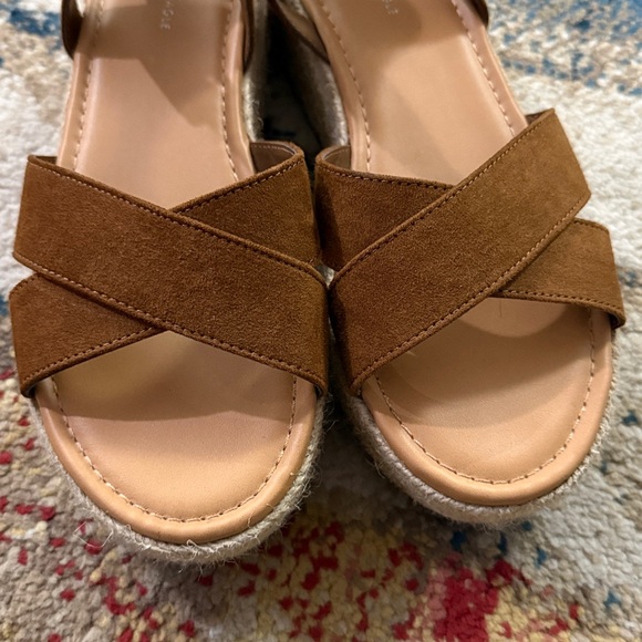 American Eagle Wedge Espadrille Sandals - Picture 4 of 10